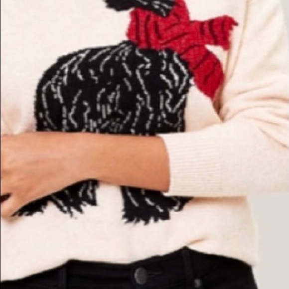 Loft Dog with Scarf Sweater NEW - Picture 2 of 2